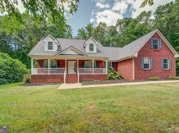 101 Blackberry Rd, Jackson, GA 30233