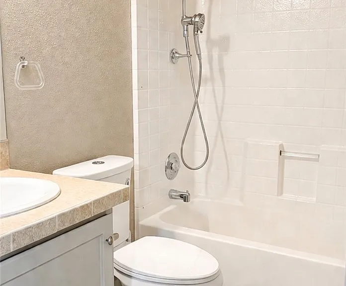 2205 W Acacia Ave #190 — Photo 4