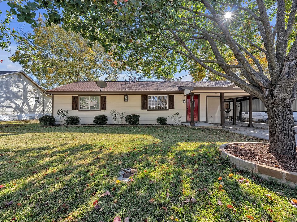 1st image of 2618 Horne Cir