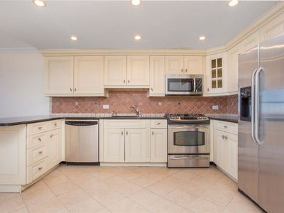 7002 Boulevard E APT 36B, Guttenberg, NJ, 07093