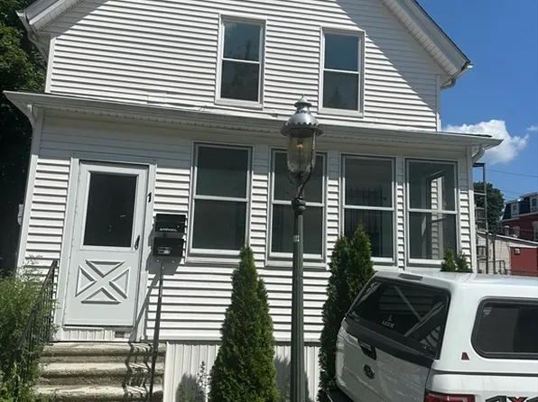 1 Dayton Pl, Worcester, MA 01609