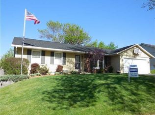 630 Bartlet Ct NW, Cedar Rapids, IA 52405