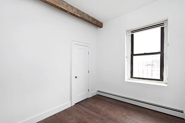 Rented by R New York | media 6