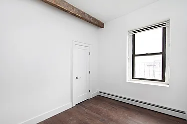 Rented by R New York