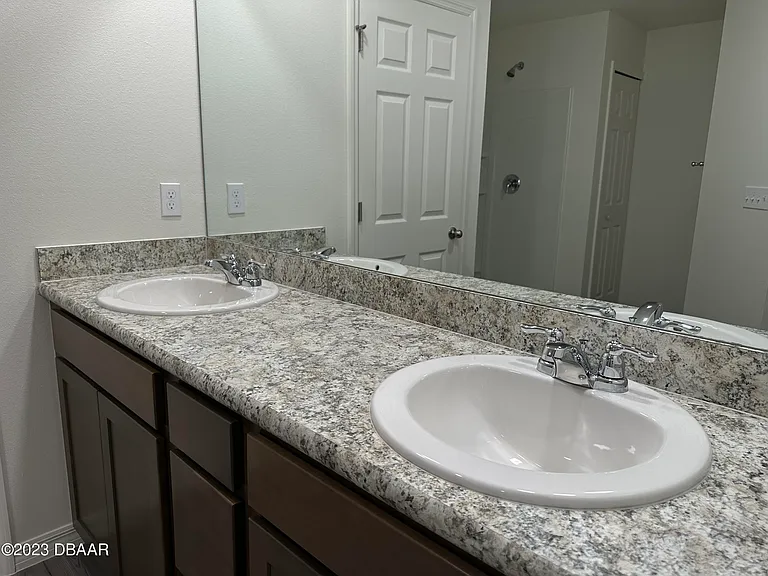 104 Keystone Dr — Photo 8