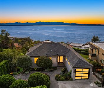 10229 Richwood Avenue NW, Seattle, WA, 98177