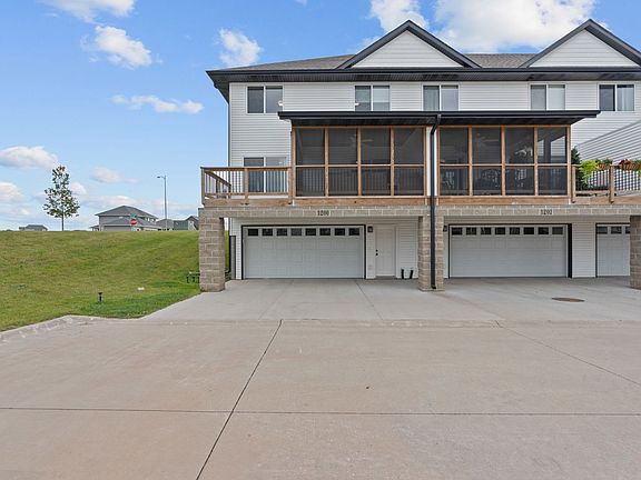 3rd image of 1200 Ronald Way