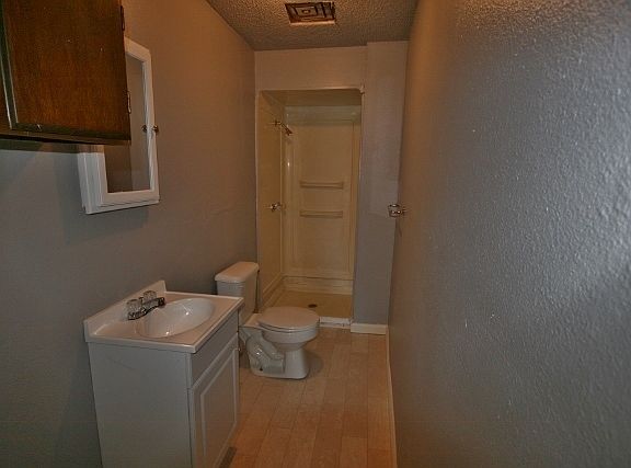 5th image of 515 Wallace St #A