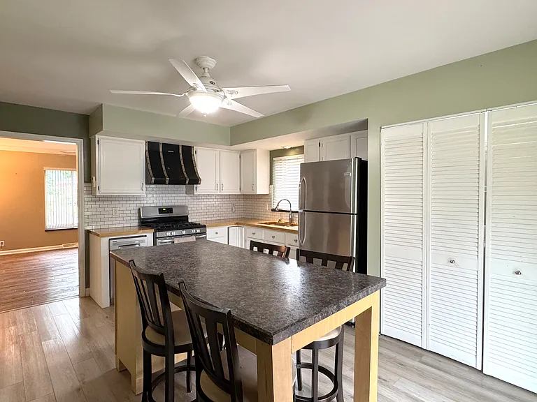 1630 S Walnut Ln — Photo 10