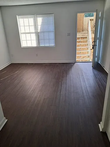 401 Dade St Photo 1