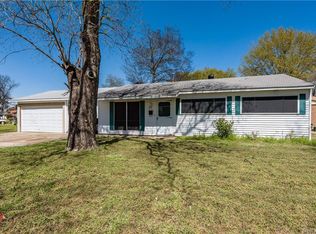 901 Rose Cir, Bossier City, LA 71112