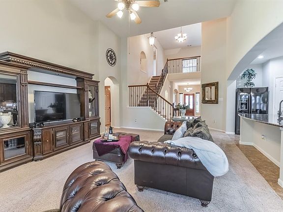 3rd image of 14403 Baron Creek Ln