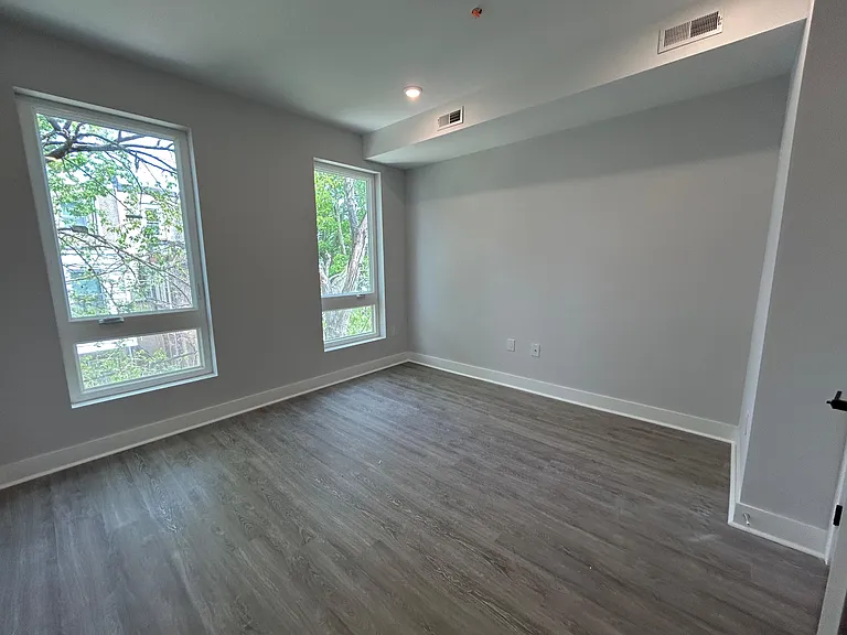 2205 N Franklin St #2 — Photo 9