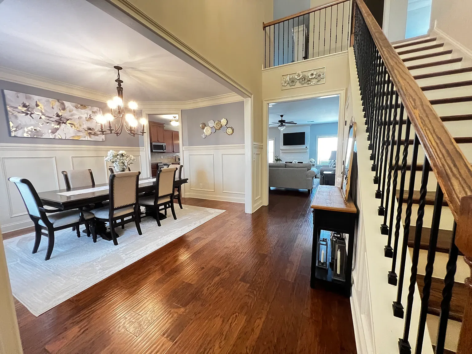 6 bed, 3672 sqft, $3,500 — Photo 4