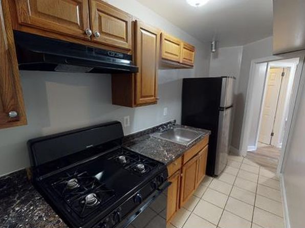 2912 Southern Ave SE #4