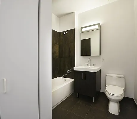 Rented by Domus Realty | media 21