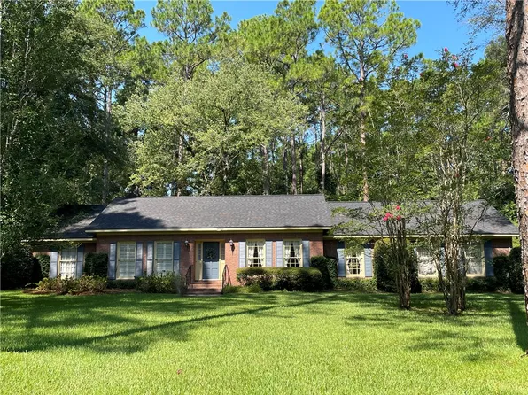1075 Wildwood Rd, Waycross, GA 31503