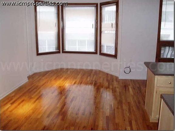 2nd image of 2525 N Lincoln Ave #Dx2