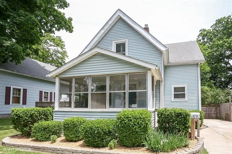 373 Hawthorne St photo 1