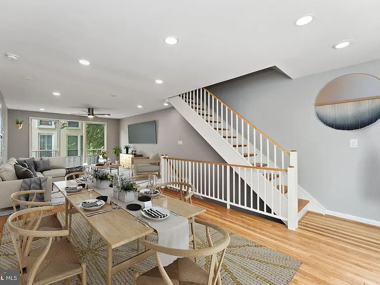 212 G St SW #212 — Photo 6