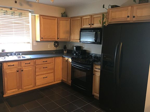 4th image of 7021 Crease Ln