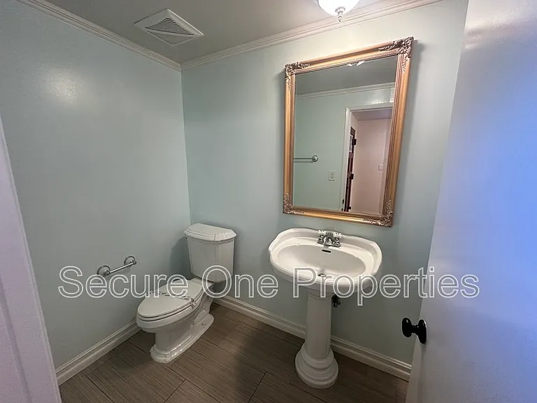 23338 Los Encinos Way — Photo 19