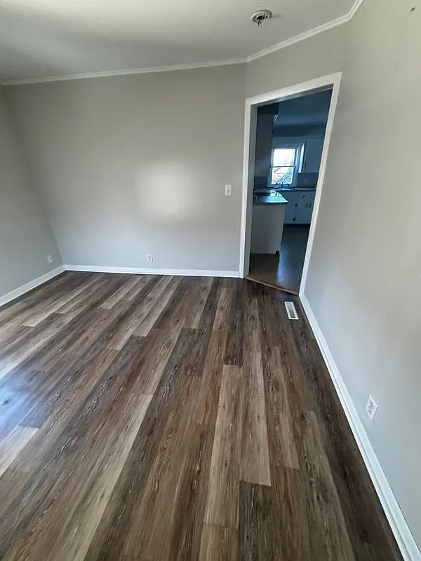 2 bed, 1.0 bath, 800 sqft, $1,650 — Photo 2
