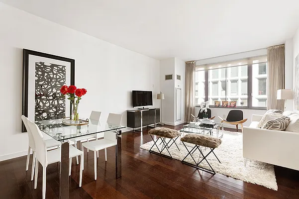 Sold by Compass | media 1