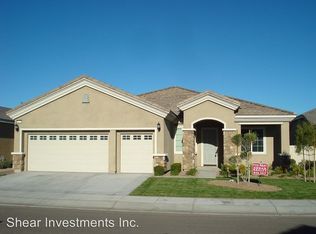 10175 Darby Rd, Apple Valley, CA 92308