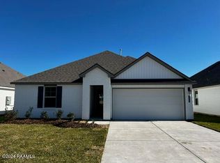 106 Pixie Dr, Lafayette, LA 70507