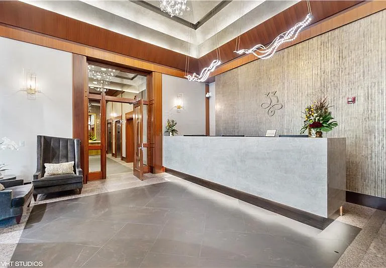 33 W Ontario St #42 — Photo 4
