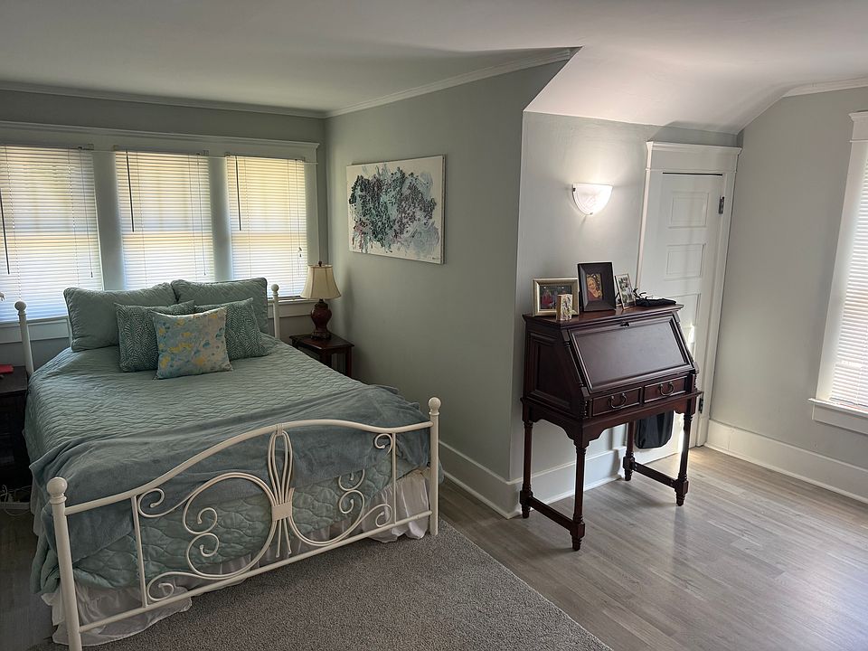 1st image of 3532 Central St #2