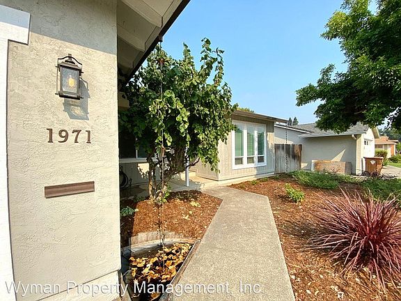 3rd image of 1971 S Terrace Dr