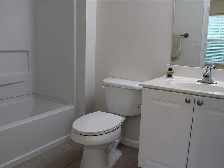 2059 Liberty Ct NW — Photo 14