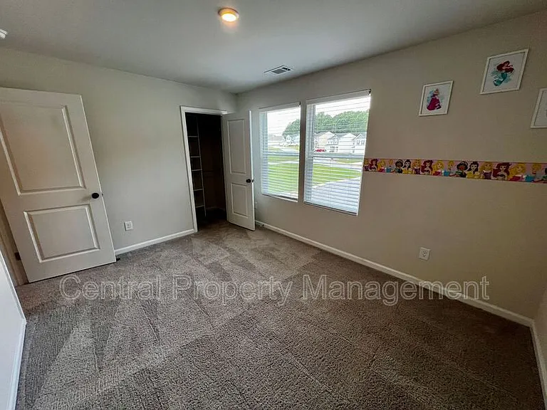 124 Brooks Dr — Photo 9