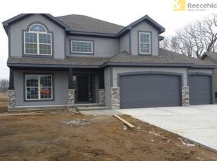 8909 N Norton Ave, Kansas City, MO 64156