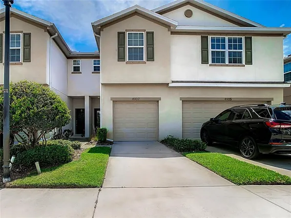 4907 White Sanderling Ct, Tampa, FL 33619