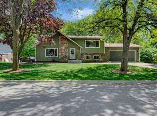 1409 E 132nd St, Burnsville, MN 55337