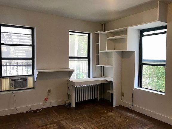 3rd image of 425 E 6th St #4C