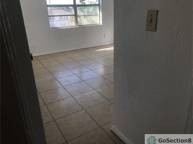 1st image of 421 Silver Beach Ave APT 17