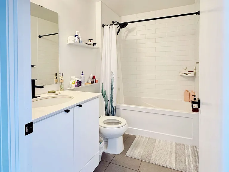 365 Prince Of Wales Dr #1203 — Photo 11