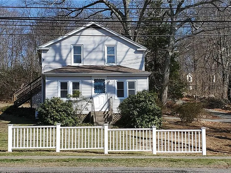 180 Flanders Rd #B — Photo 1