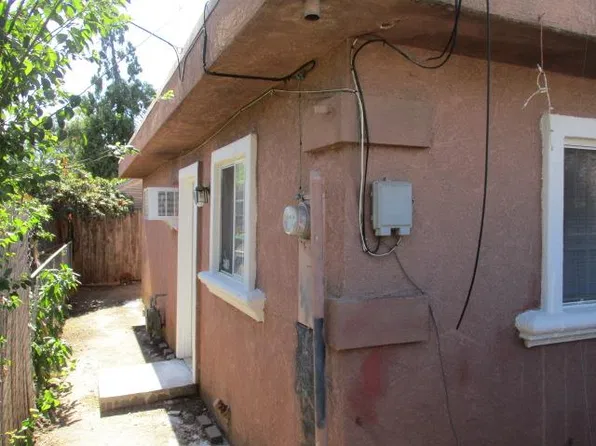 331 E Elm St #1/2, Lodi, CA 95240