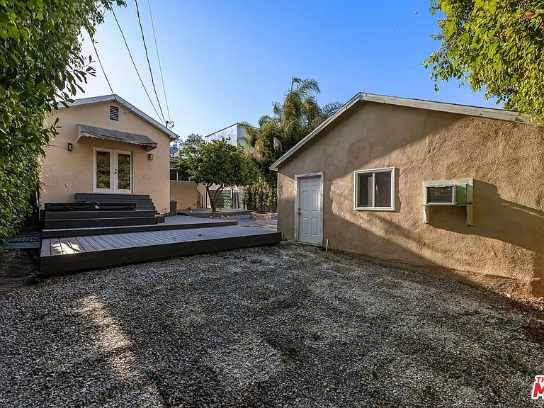 1112 S Highland Ave — Photo 53
