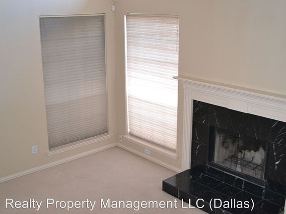 5th image of 1021 Cowboys Pkwy