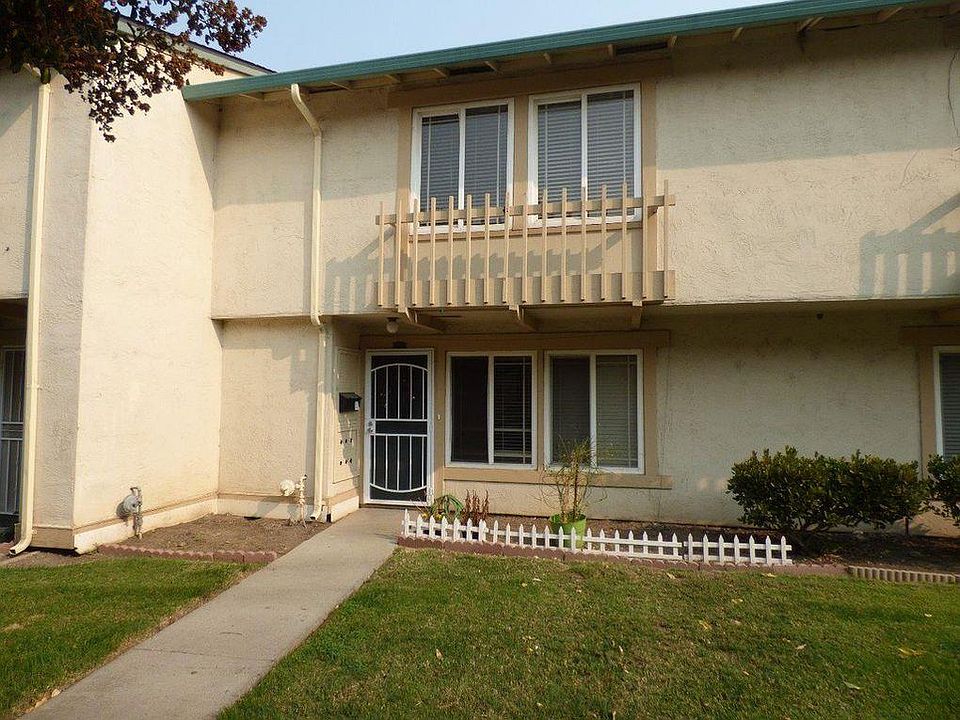 1st image of 115 Escazu Ct
