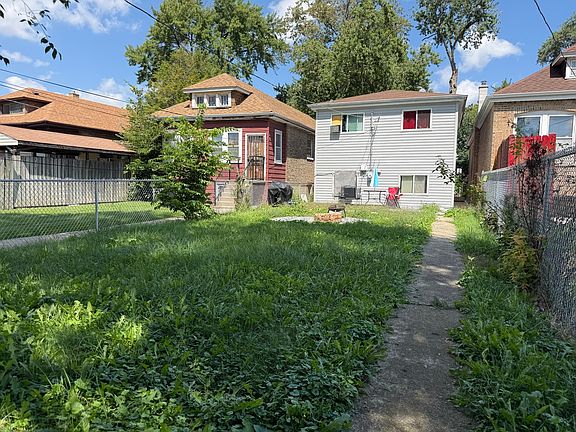 3rd image of 1213 W 96th St