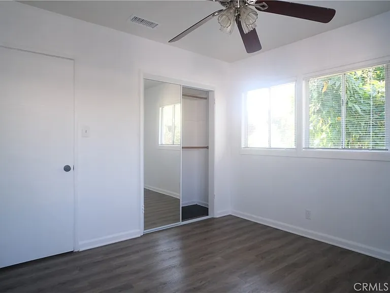 14932 Roscoe Blvd — Photo 3