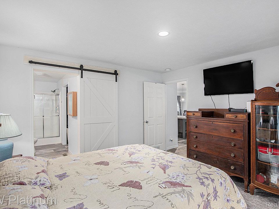 6154 Birch Creek Ct, photo 13
