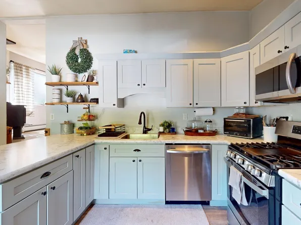 32 Deer Run Path, Heath, MA 01346